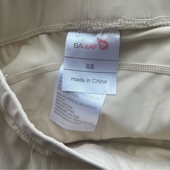 Pair women’s xs Equestrian riding pants - Picture 7 of 8